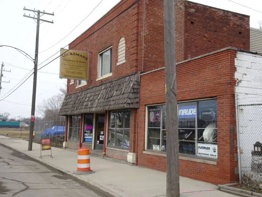 Lockemans1-886x668-1