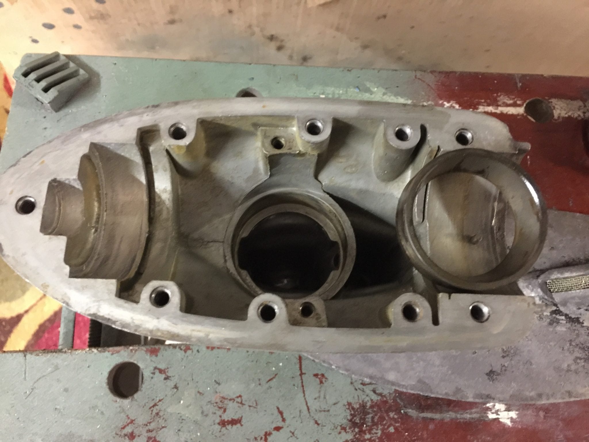 17-Pinion-Gear-Bearing-Race-Removed