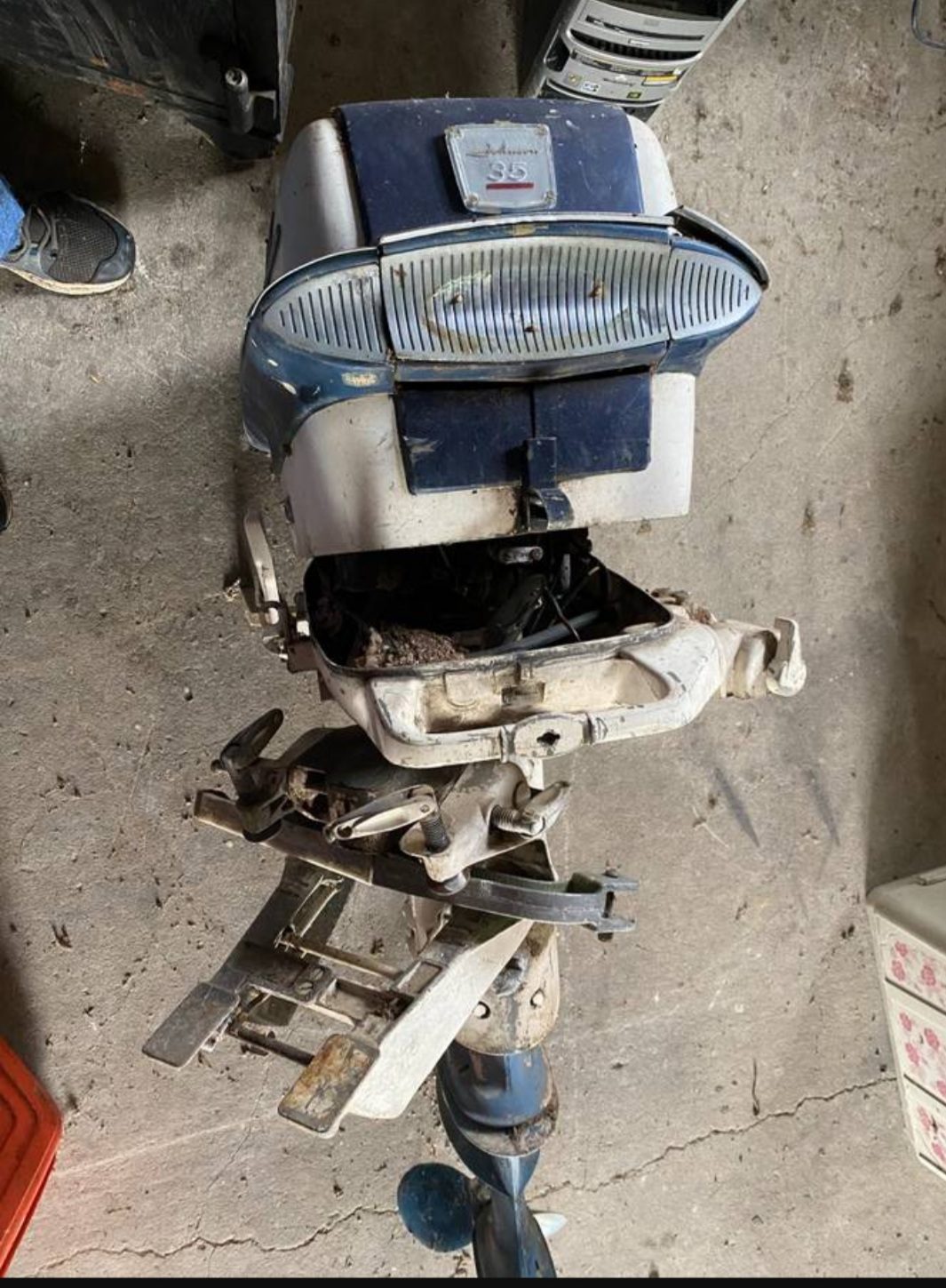 Topic Help identifying 35hp johnson Antique Outboard Motor Club,Inc