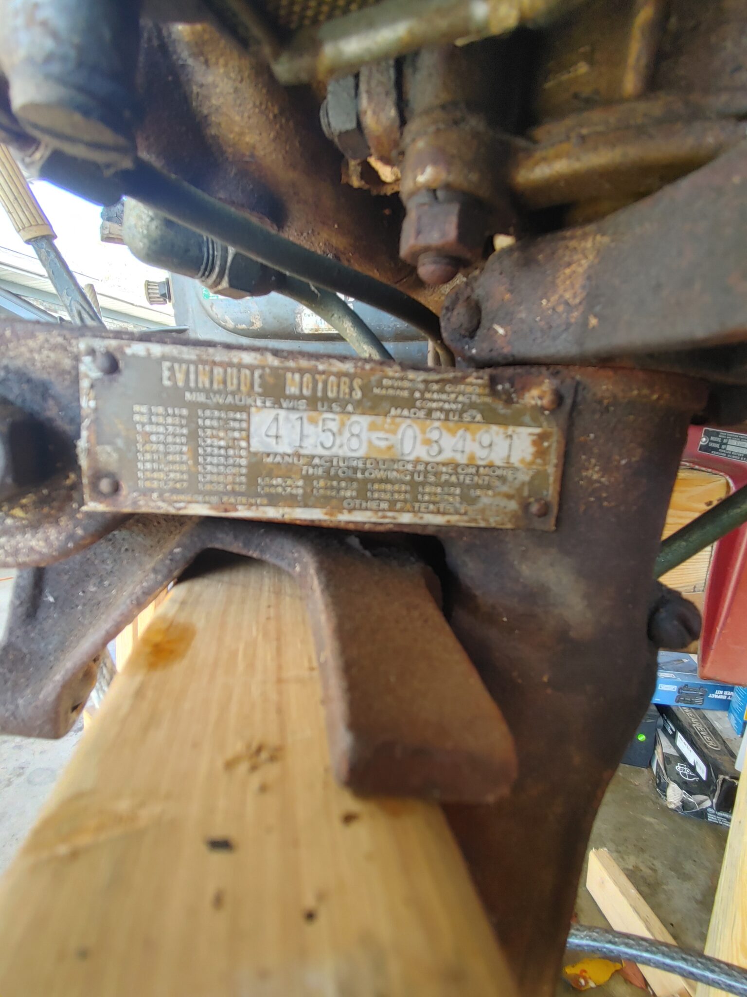 16498001050284490825202361022231